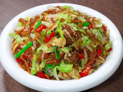 包菜炒粉丝