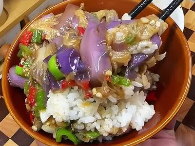 茄子炒辣椒